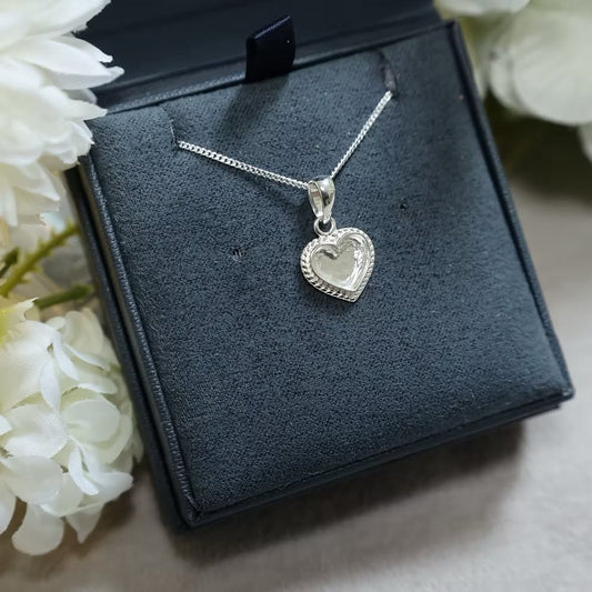Petite Rope Heart Shape 13mm Blank Bezel Pendant, 925 Sterling Silver Pendant, Good for Resin & Ashes Work, Memorial Jewellery Crafts