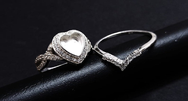 925 Sterling Solid Silver 8mm Heart Shape Halo (SET) Ring with Zircon, Good for Resin & Ashes Work. Any Color Zircon Available.