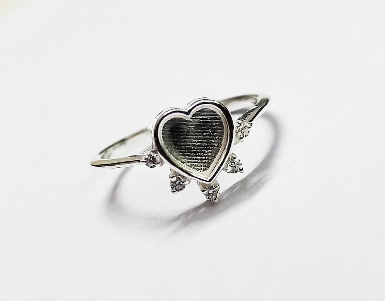 925 Sterling Solid Silver 6mm Heart Blank Bezel with CZ Setted Ring, Good for Resin & Ashes Work. Any Color Zircon Available