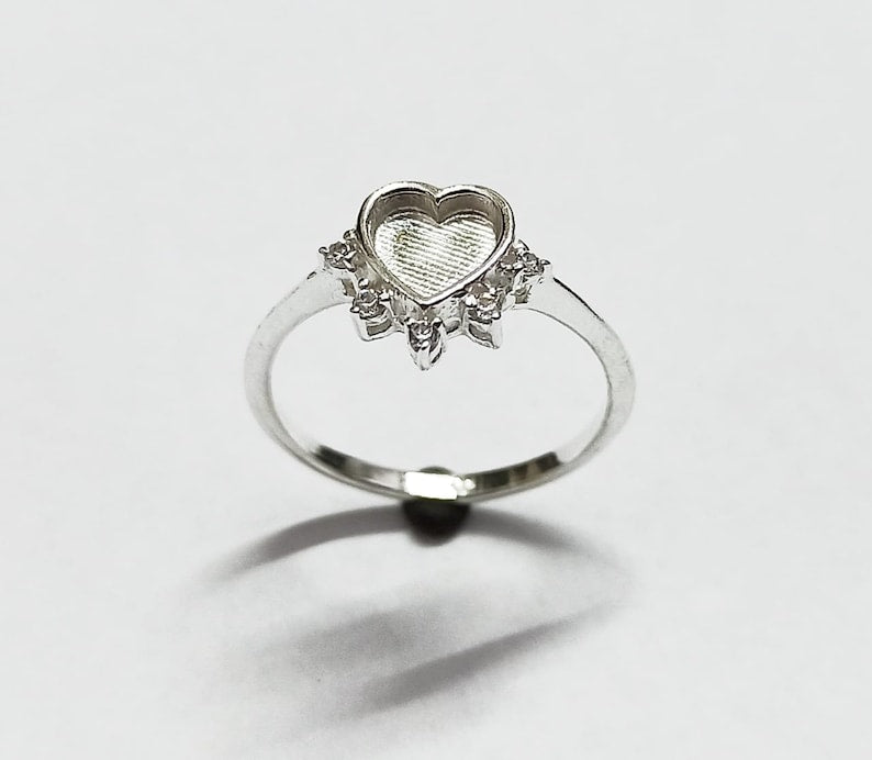 925 Sterling Solid Silver 6mm Heart Blank Bezel with CZ Setted Ring, Good for Resin & Ashes Work. Any Color Zircon Available