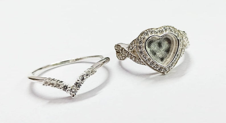 925 Sterling Solid Silver 8mm Heart Shape Halo (SET) Ring with Zircon, Good for Resin & Ashes Work. Any Color Zircon Available.