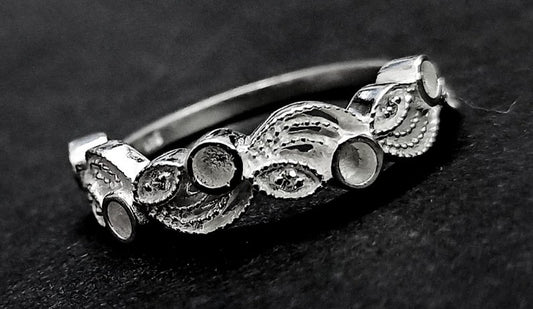 925 Sterling Solid Silver tiny Marquise with 2.5mm Round Blank Bezel Zircon Ring, Good for Resin & Ashes Work. Any Color Zircon Available