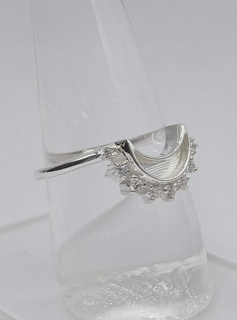925 Sterling Solid Silver ring, 10mm Moon Shape Close back bezel Ring with zircon, Good for Resin Work. zircon colors available.