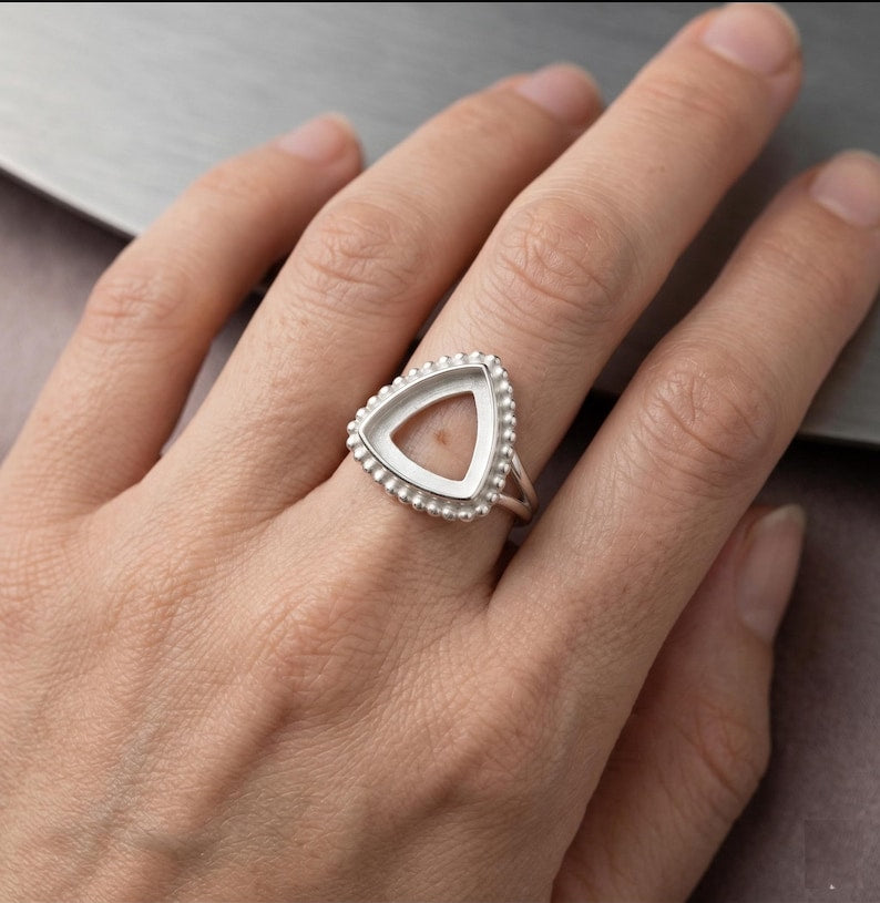 925 Sterling Silver 4mm to 25mm Trillion Blank Bezel Designer Ring DIY Settings Breastmilk/Keepsake, Good for Resin & Ashes Work, Handmade Memorial Ring