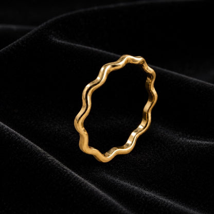 Wavy 14k Gold Ring, Dainty Stacking Ring for Women, Squiggle Ring, Minimalist Stackable Wedding Band Jewelry, Simple Ring, Gift for Her