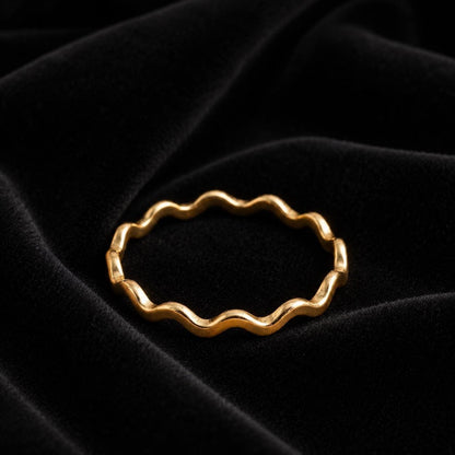 Wavy 14k Gold Ring, Dainty Stacking Ring for Women, Squiggle Ring, Minimalist Stackable Wedding Band Jewelry, Simple Ring, Gift for Her