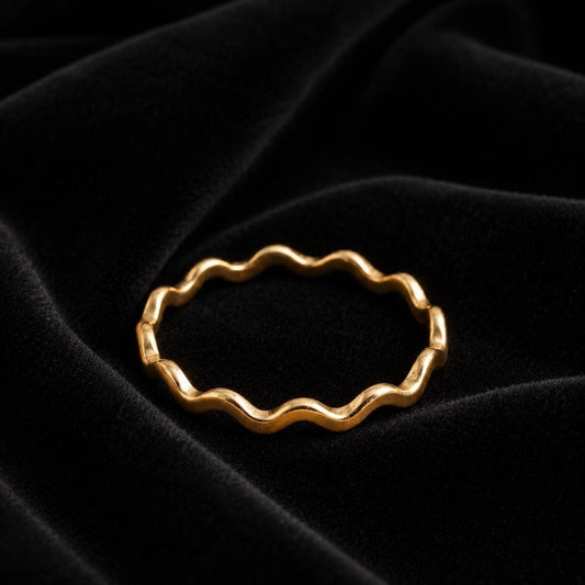 Wavy 14k Gold Ring, Dainty Stacking Ring for Women, Squiggle Ring, Minimalist Stackable Wedding Band Jewelry, Simple Ring, Gift for Her